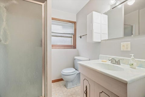 Tiny photo for 1807 Elmwood Drive, Lindenhurst, IL 60046 (MLS # 12768160)