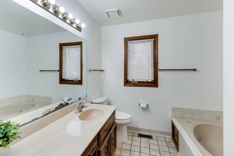 Tiny photo for 1111 Samstag Court, Naperville, IL 60563 (MLS # 12562402)