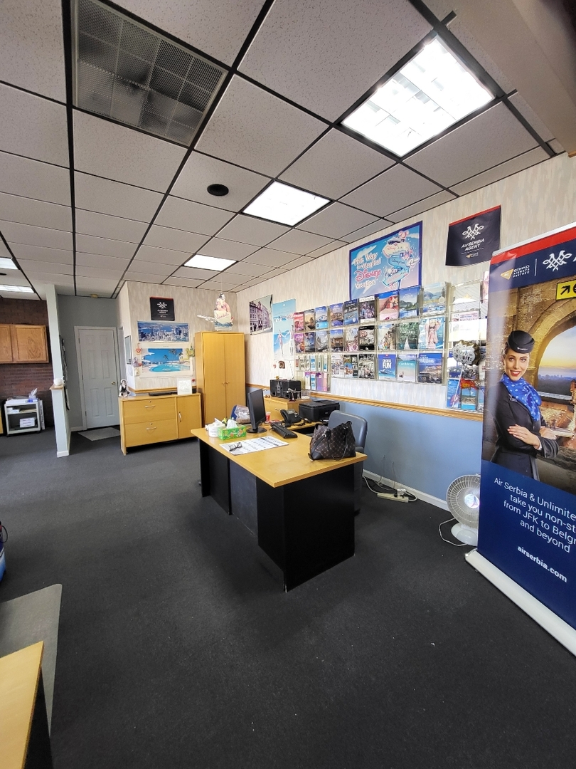 7851 Ogden Avenue 1