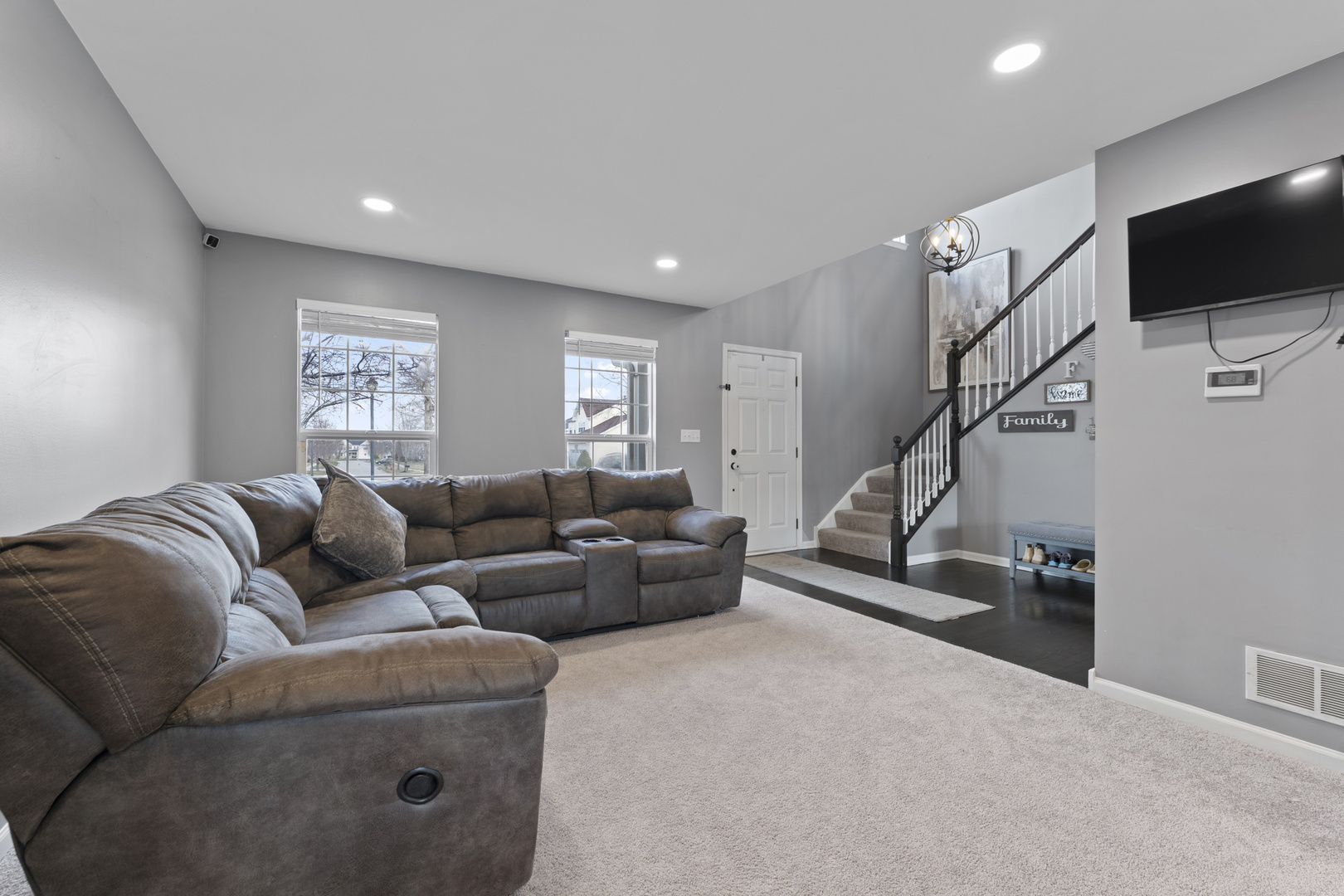 1438 S Amarias Drive