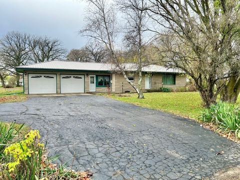 A home in Franklin Grove