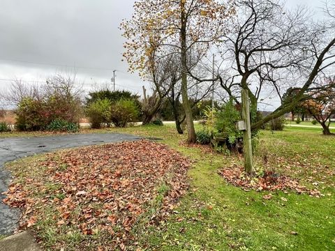 A home in Franklin Grove