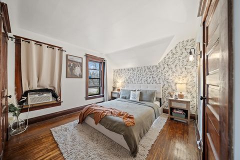 Tiny photo for 2409 Farnam Street, Davenport, IA 52803 (MLS # 12607623)