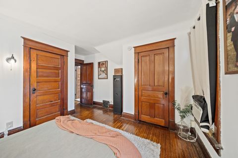 Tiny photo for 2409 Farnam Street, Davenport, IA 52803 (MLS # 12607623)