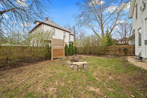 Tiny photo for 2409 Farnam Street, Davenport, IA 52803 (MLS # 12607623)