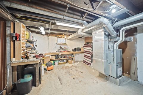 Tiny photo for 2409 Farnam Street, Davenport, IA 52803 (MLS # 12607623)