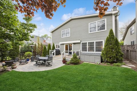 Tiny photo for 749 Summit Street, Downers Grove, IL 60515 (MLS # 12614536)