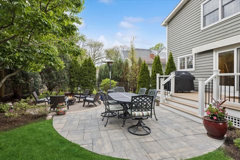 Tiny photo for 749 Summit Street, Downers Grove, IL 60515 (MLS # 12614536)