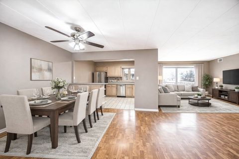 Tiny photo for 9430 Greenbriar Drive #2H, Hickory Hills, IL 60457 (MLS # 12634041)