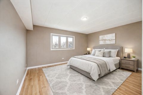 Tiny photo for 9430 Greenbriar Drive #2H, Hickory Hills, IL 60457 (MLS # 12634041)