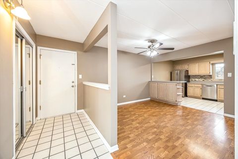 Tiny photo for 9430 Greenbriar Drive #2H, Hickory Hills, IL 60457 (MLS # 12634041)