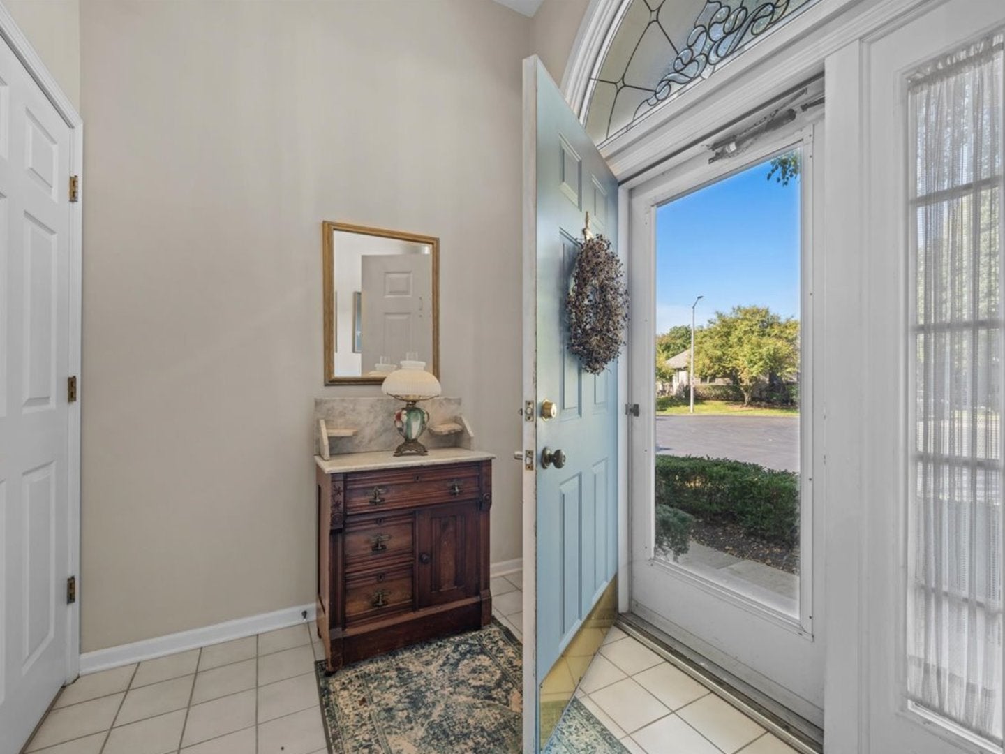 273 Governors Lane