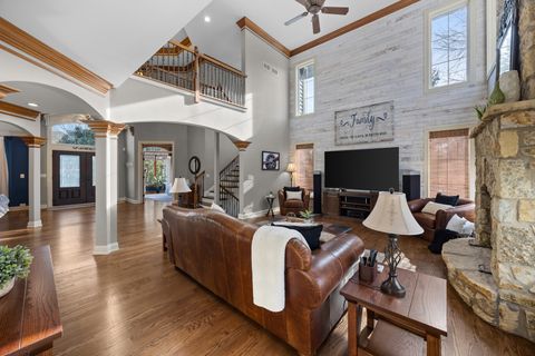 Tiny photo for 890 Reserve Court, South Elgin, IL 60177 (MLS # 12543022)