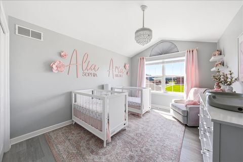 Tiny photo for 910 Shorewood Drive, Shorewood, IL 60404 (MLS # 12611665)