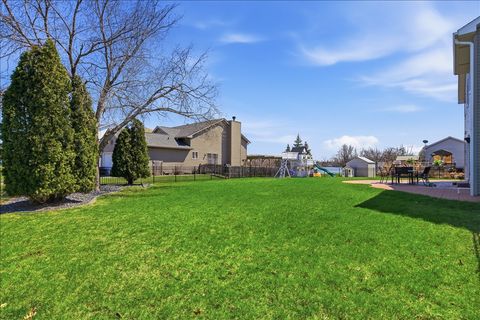 Tiny photo for 910 Shorewood Drive, Shorewood, IL 60404 (MLS # 12611665)