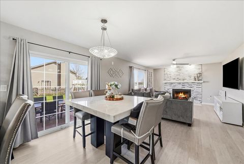 Tiny photo for 910 Shorewood Drive, Shorewood, IL 60404 (MLS # 12611665)