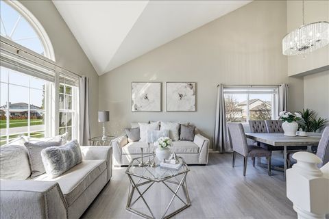 Tiny photo for 910 Shorewood Drive, Shorewood, IL 60404 (MLS # 12611665)