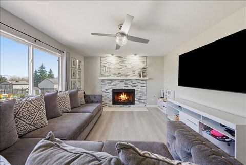 Tiny photo for 910 Shorewood Drive, Shorewood, IL 60404 (MLS # 12611665)