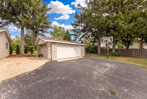 Tiny photo for 5807 Fairmount Avenue, Downers Grove, IL 60516 (MLS # 12762176)