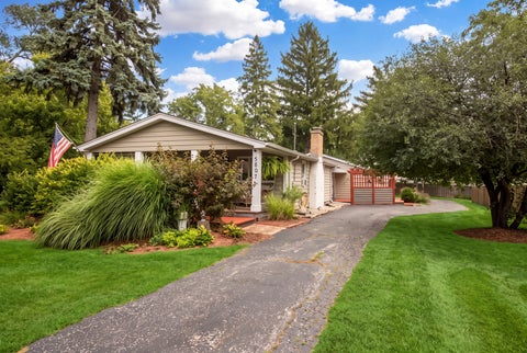 Tiny photo for 5807 Fairmount Avenue, Downers Grove, IL 60516 (MLS # 12762176)