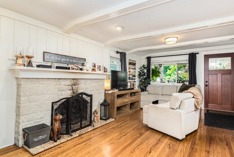 Tiny photo for 5807 Fairmount Avenue, Downers Grove, IL 60516 (MLS # 12762176)