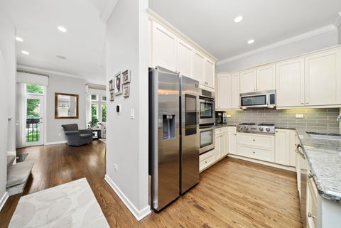 Tiny photo for 1710 W Surf Street, Chicago, IL 60657 (MLS # 12466463)