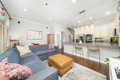 Tiny photo for 1710 W Surf Street, Chicago, IL 60657 (MLS # 12466463)