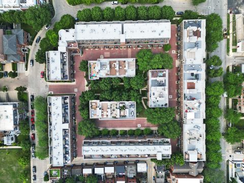 Tiny photo for 1710 W Surf Street, Chicago, IL 60657 (MLS # 12466463)