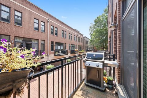 Tiny photo for 1710 W Surf Street, Chicago, IL 60657 (MLS # 12466463)