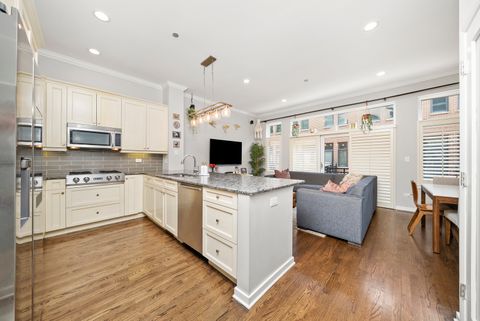 Tiny photo for 1710 W Surf Street, Chicago, IL 60657 (MLS # 12466463)
