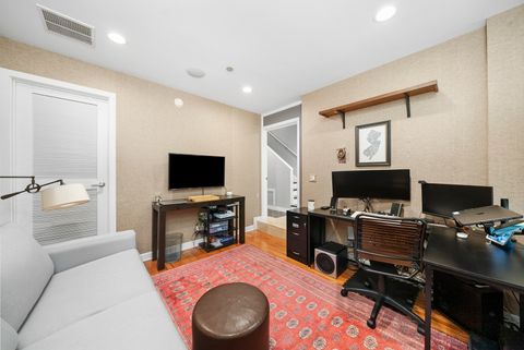 Tiny photo for 1710 W Surf Street, Chicago, IL 60657 (MLS # 12466463)