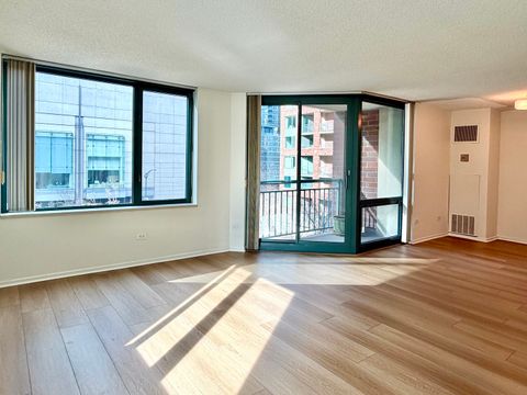 Tiny photo for 480 N McClurg Court #520, Chicago, IL 60611 (MLS # 12595044)
