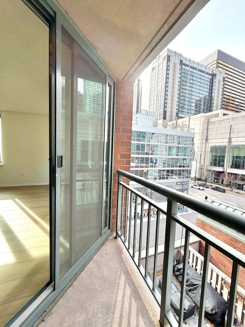 Tiny photo for 480 N McClurg Court #520, Chicago, IL 60611 (MLS # 12595044)