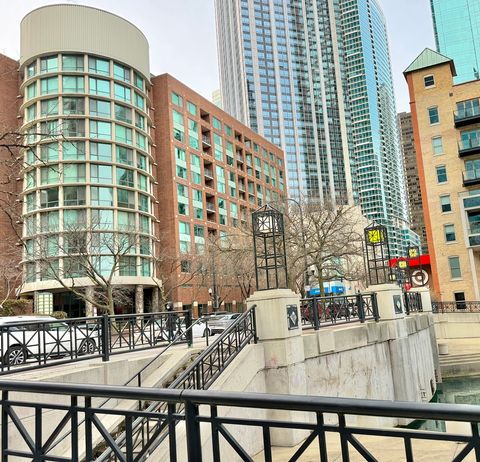 Tiny photo for 480 N McClurg Court #520, Chicago, IL 60611 (MLS # 12595044)