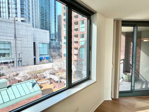Tiny photo for 480 N McClurg Court #520, Chicago, IL 60611 (MLS # 12595044)