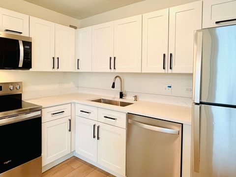 Tiny photo for 480 N McClurg Court #520, Chicago, IL 60611 (MLS # 12595044)