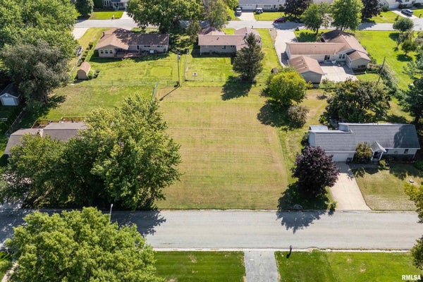 104 N 2ND ST, COLONA, IL 61241 - Image abfce8f8d43b83d55d0819eb90f34486/3878414167