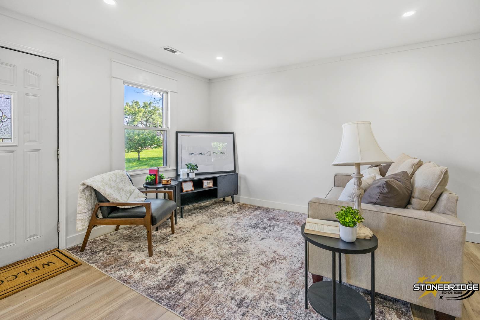 37648 N Lake Vista Terrace