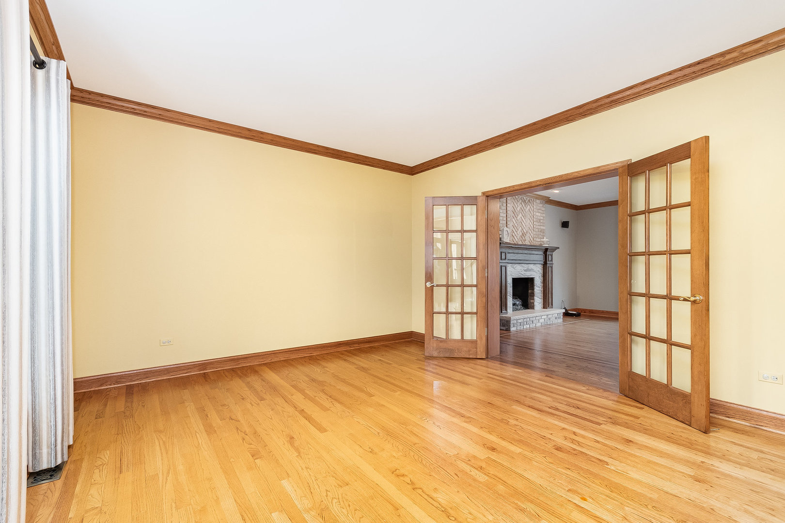 16810 Robin Lane
