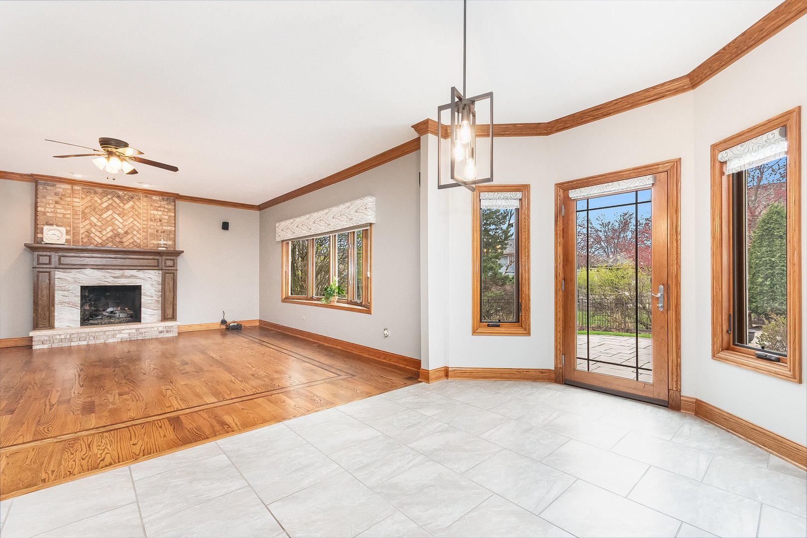 16810 Robin Lane