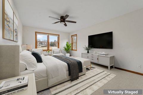 Tiny photo for 9N954 Heatherington Place, Elgin, IL 60124 (MLS # 12572114)