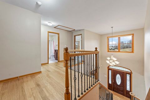 Tiny photo for 9N954 Heatherington Place, Elgin, IL 60124 (MLS # 12572114)