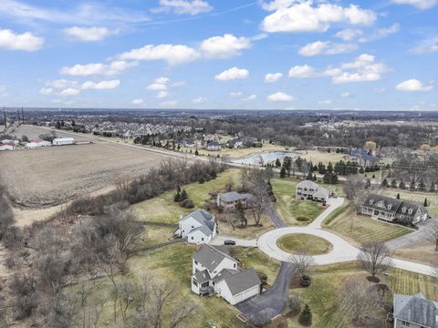 Tiny photo for 9N954 Heatherington Place, Elgin, IL 60124 (MLS # 12572114)