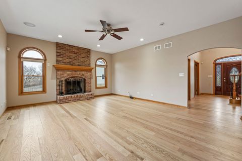 Tiny photo for 9N954 Heatherington Place, Elgin, IL 60124 (MLS # 12572114)