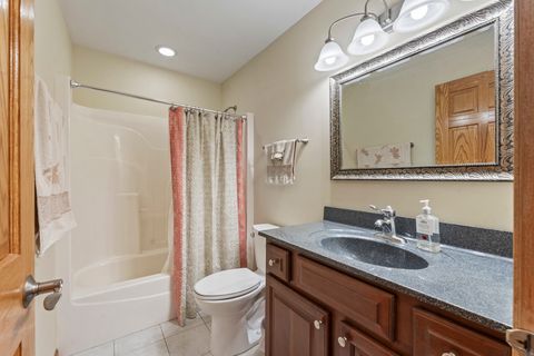 Tiny photo for 9N954 Heatherington Place, Elgin, IL 60124 (MLS # 12572114)