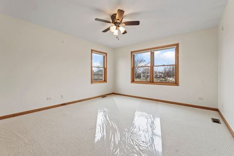 Tiny photo for 9N954 Heatherington Place, Elgin, IL 60124 (MLS # 12572114)