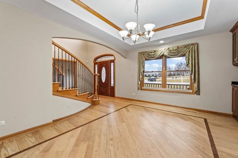 Tiny photo for 9N954 Heatherington Place, Elgin, IL 60124 (MLS # 12572114)