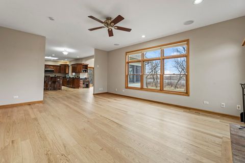 Tiny photo for 9N954 Heatherington Place, Elgin, IL 60124 (MLS # 12572114)