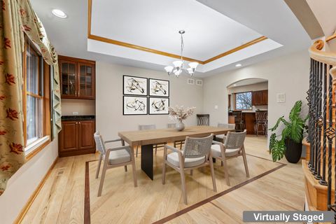 Tiny photo for 9N954 Heatherington Place, Elgin, IL 60124 (MLS # 12572114)