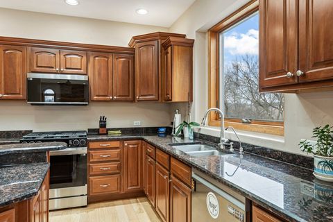 Tiny photo for 9N954 Heatherington Place, Elgin, IL 60124 (MLS # 12572114)